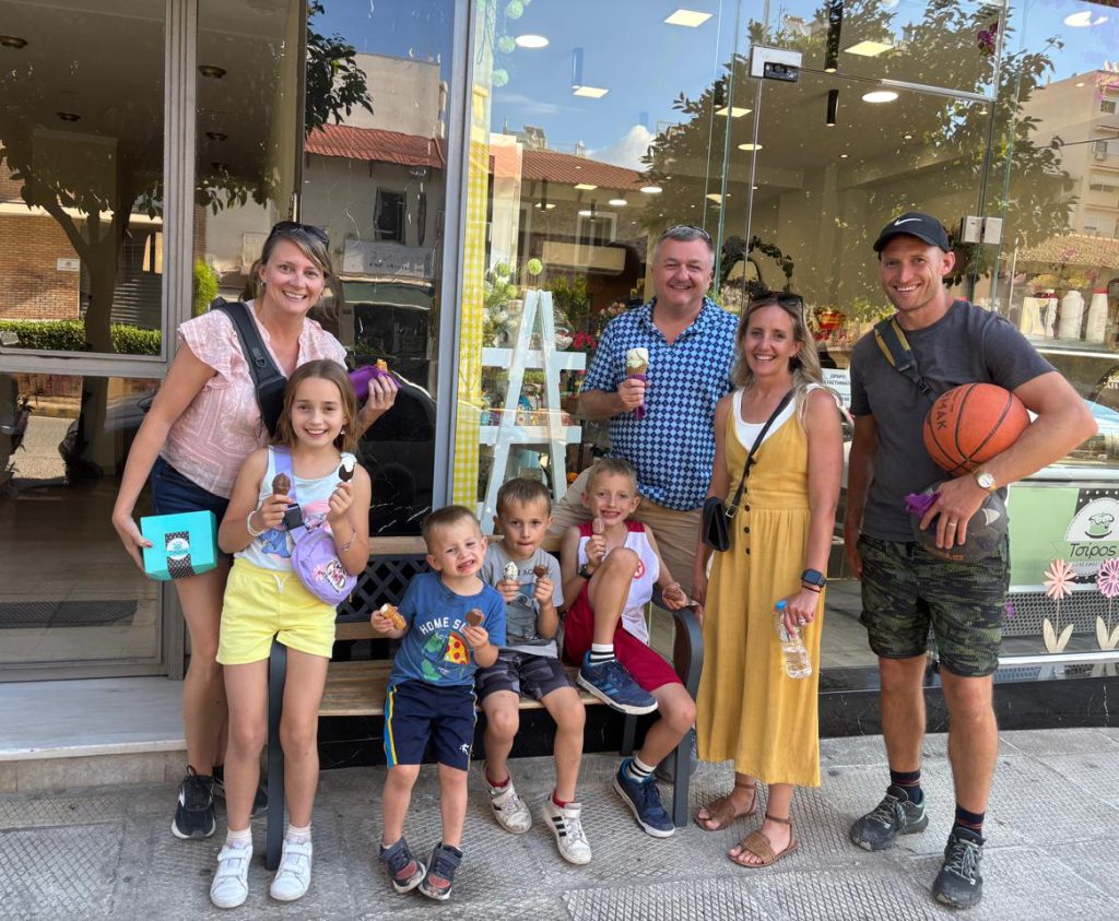 Kisselbaughs visit Frantz family on the mission field